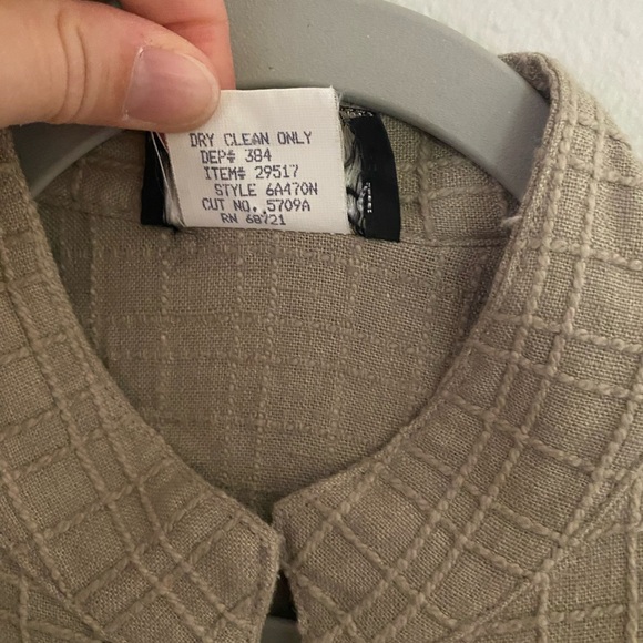 Women's Benjamin A. Los Angeles, Tunic Summer Button Up Jacket, Size 10, Taupe - Picture 4 of 5